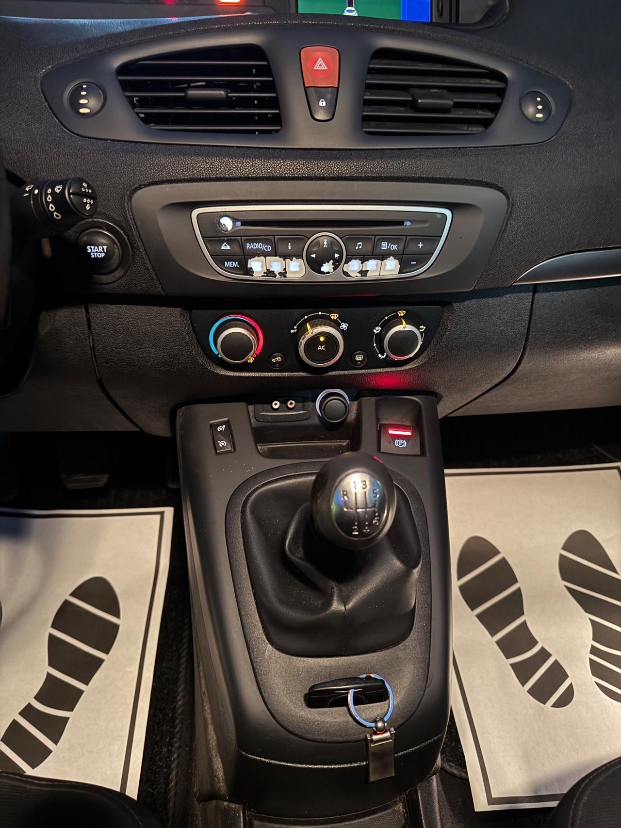 Renault Scenic Scénic X- Mod ADATTA A NEOPATENTATI