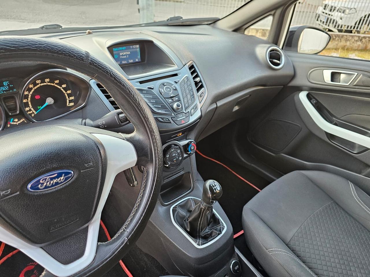 Ford Fiesta 1.5 TDCi 75cv Titanium*Clima*Cerchi*Neop