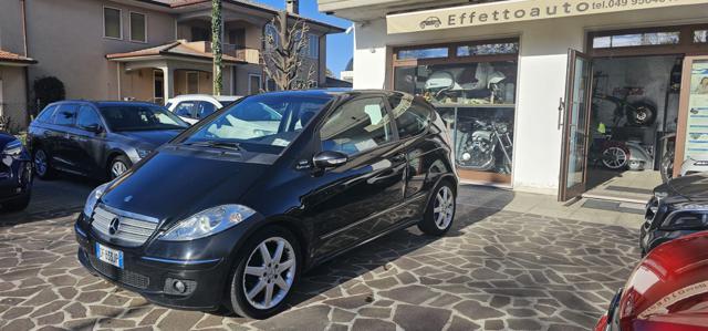 MERCEDES-BENZ A 160 CDI Coupé Elegance