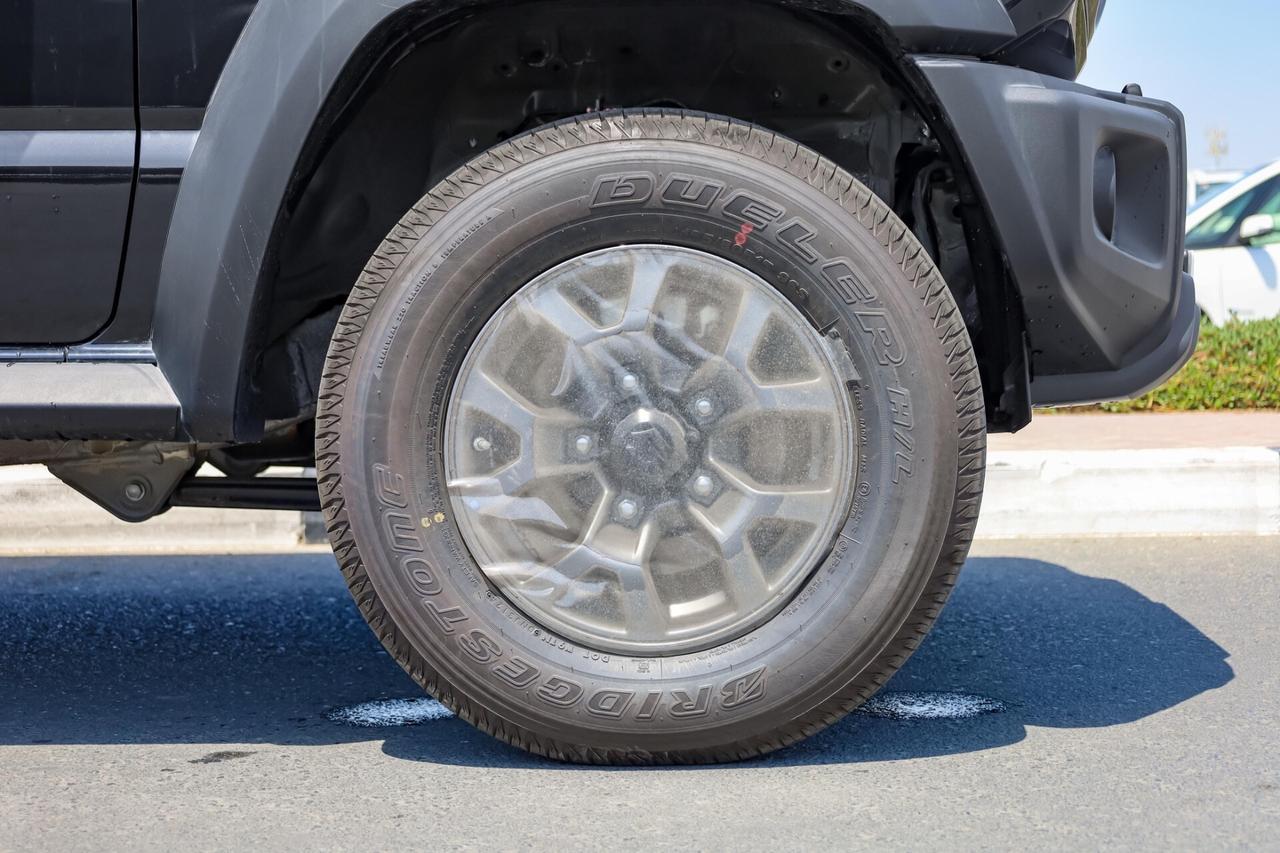 Suzuki Jimny 1.5 *5 PORTE* CAMBIO AUTOMATICO