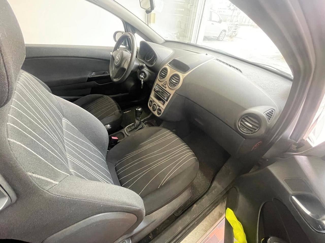 Opel Corsa 1.0 12V 3 porte