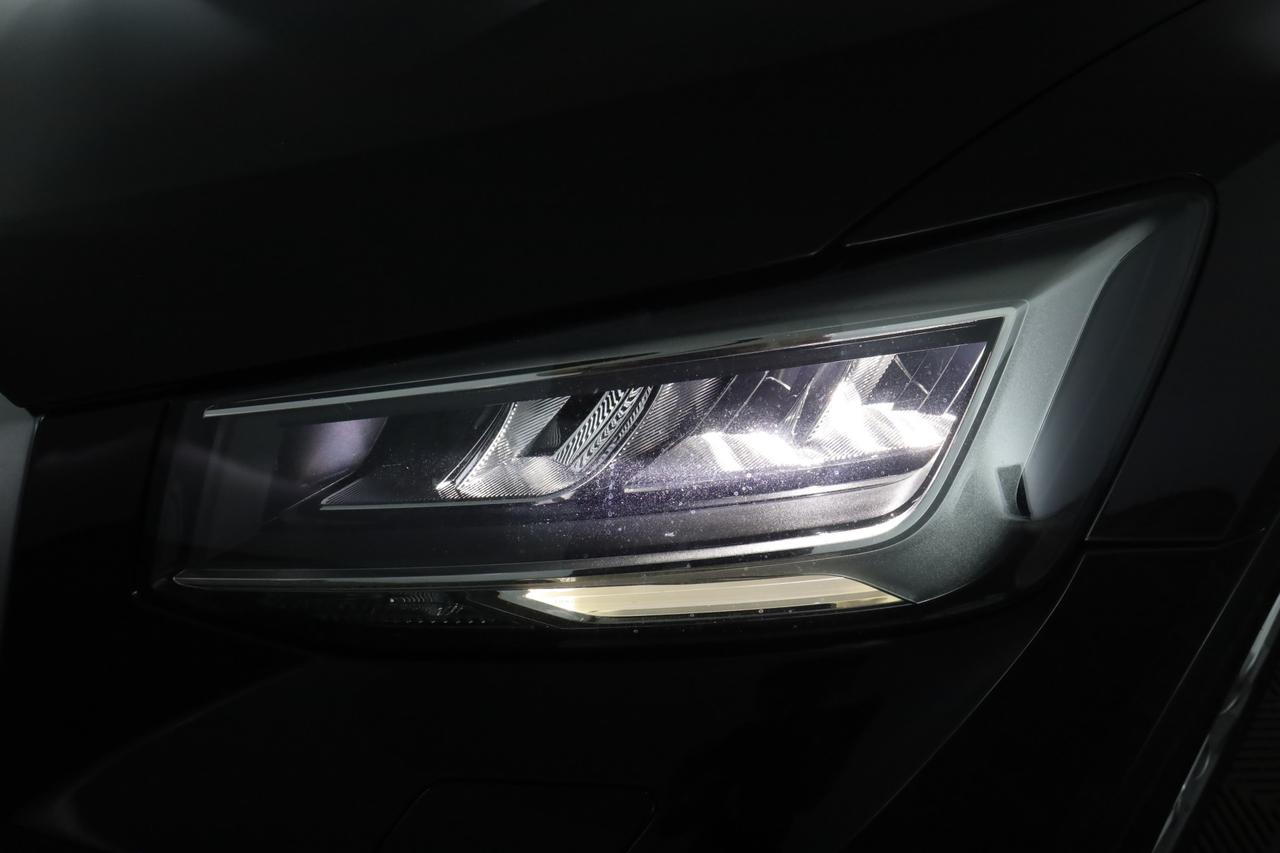 AUDI Q2 35 TFSI S tronic Admired Advanced