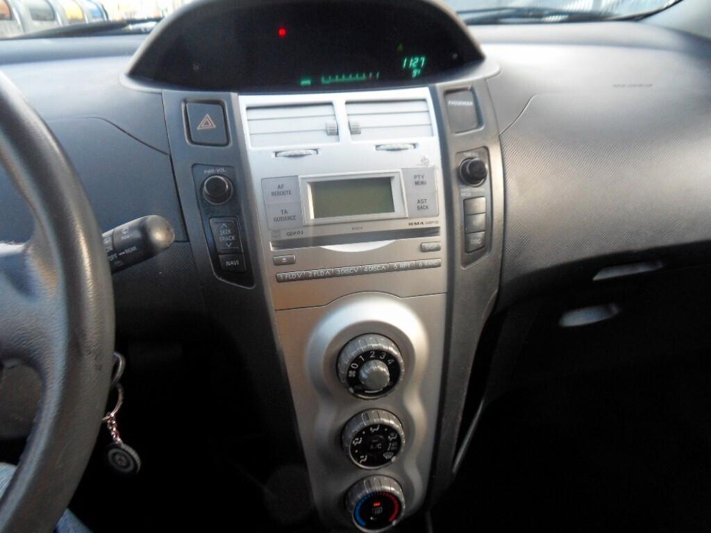 Toyota Yaris 1.0 3 porte