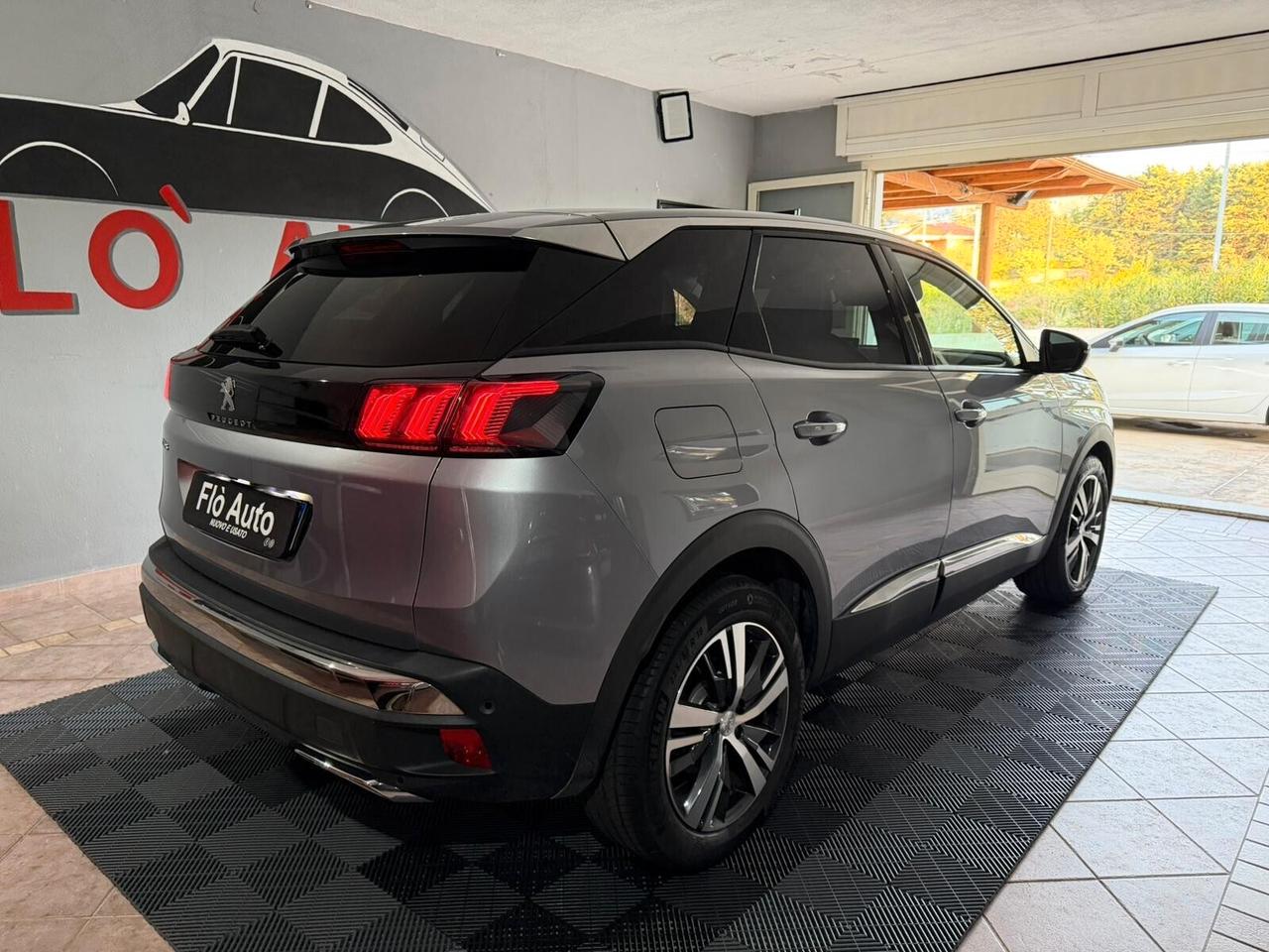 Peugeot 3008 1.5 BlueHdi (Diesel) 130cv - Allure Pack