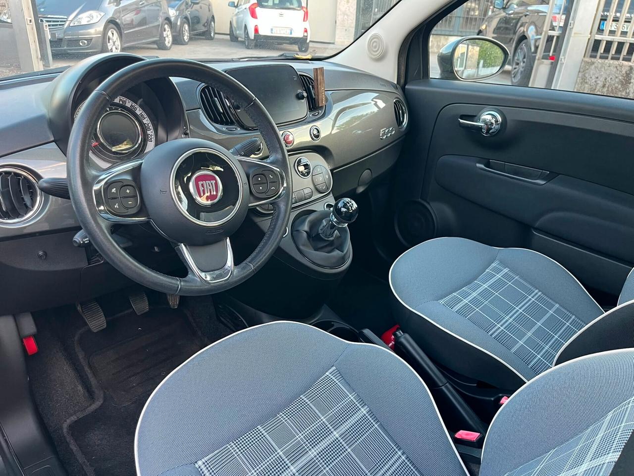 STUPENDA FIAT 500 CON TETTO APRIBILE
