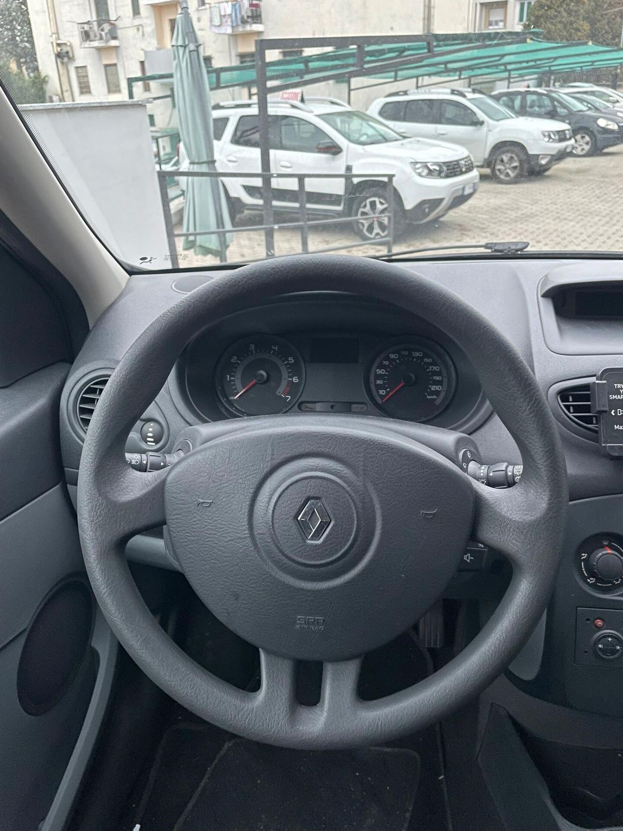 Renault Clio 1.2 16V 3 porte Luxe