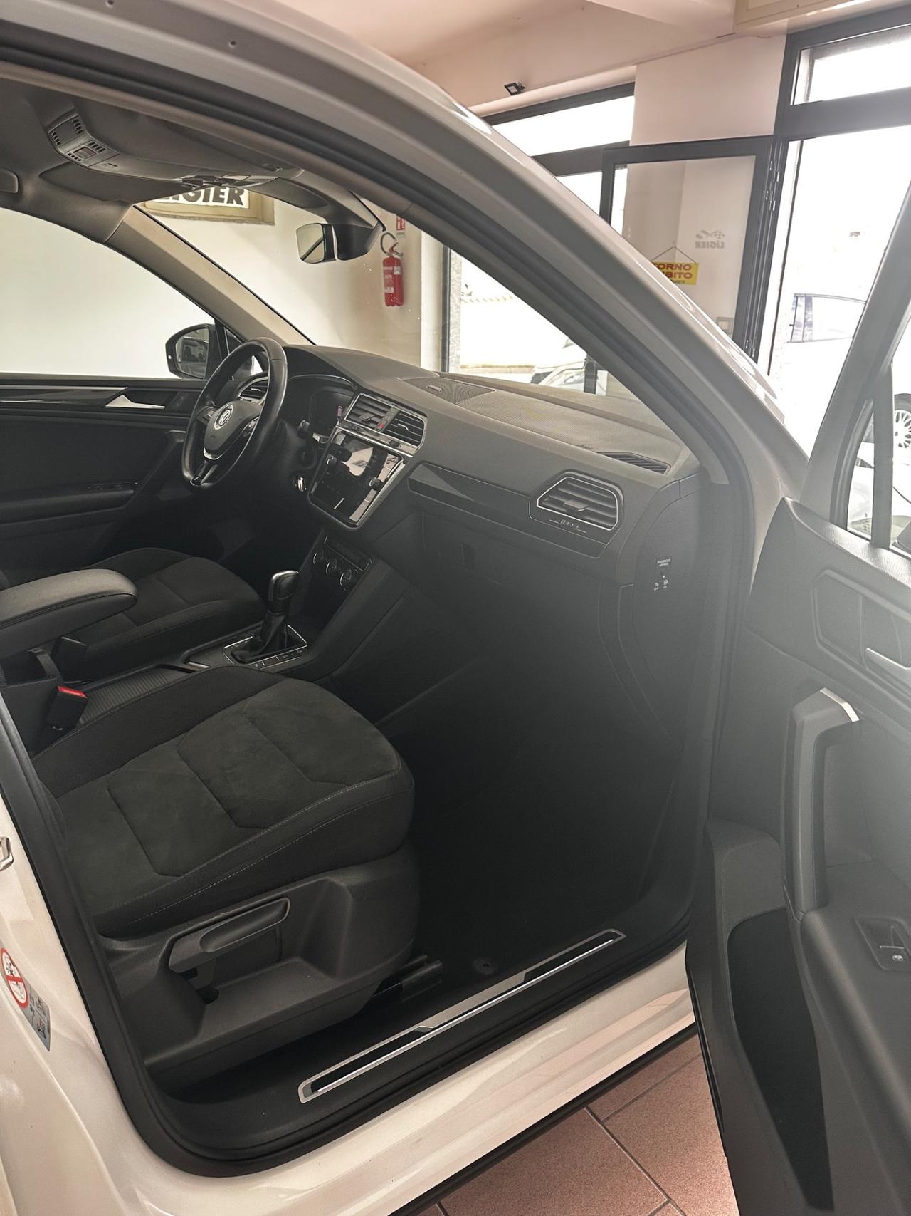 Volkswagen Tiguan 2.0 TDI SCR DSG Sport BlueMotion Technology