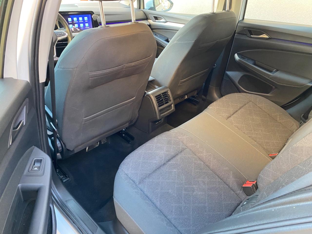 Volkswagen Golf Variant 1.0 eTSI EVO DSG Life