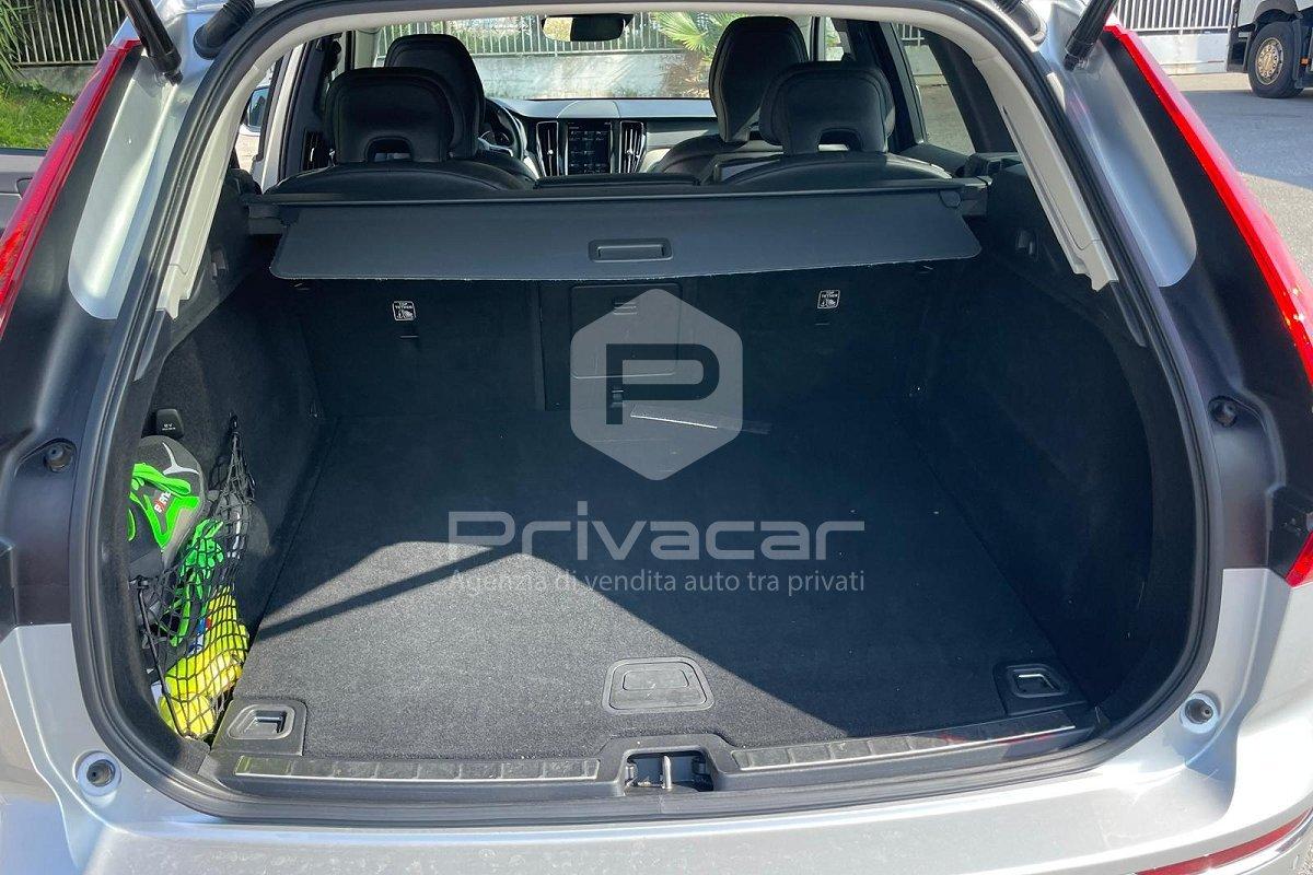 VOLVO XC60 B4 (d) AWD Geartronic Inscription
