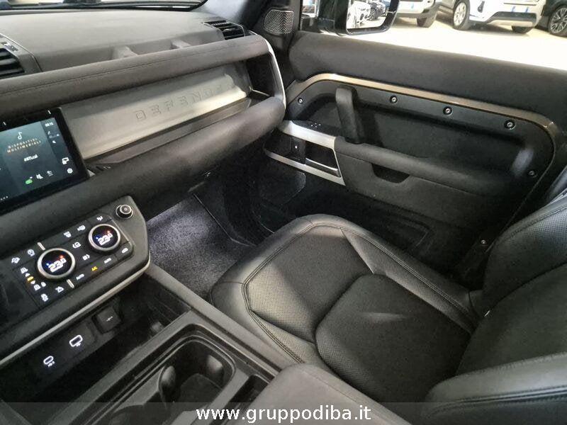 Land Rover Defender VII 2020 110 Diesel 110 3.0d i6 mhev SE awd 200cv auto