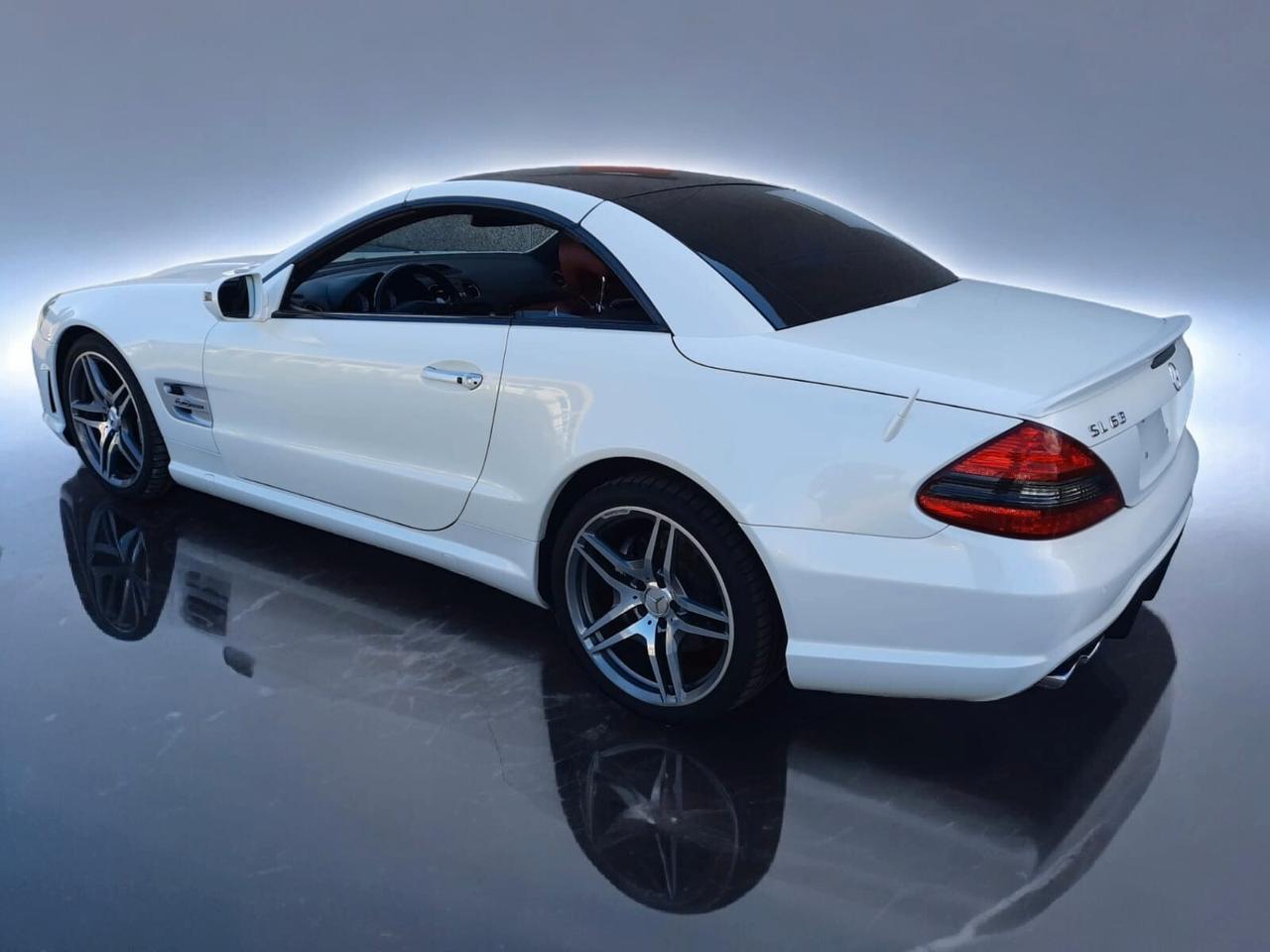 Mercedes Benz SL 63 AMG