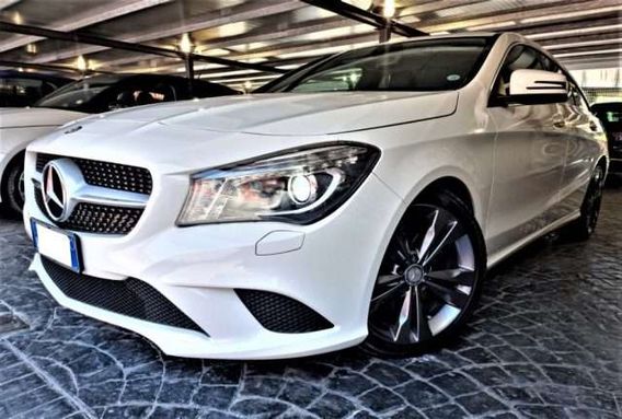 Mercedes-Benz CLA 200 SHOOTING BRAKE XENO CAMERA AUTOMATICA! A 289€