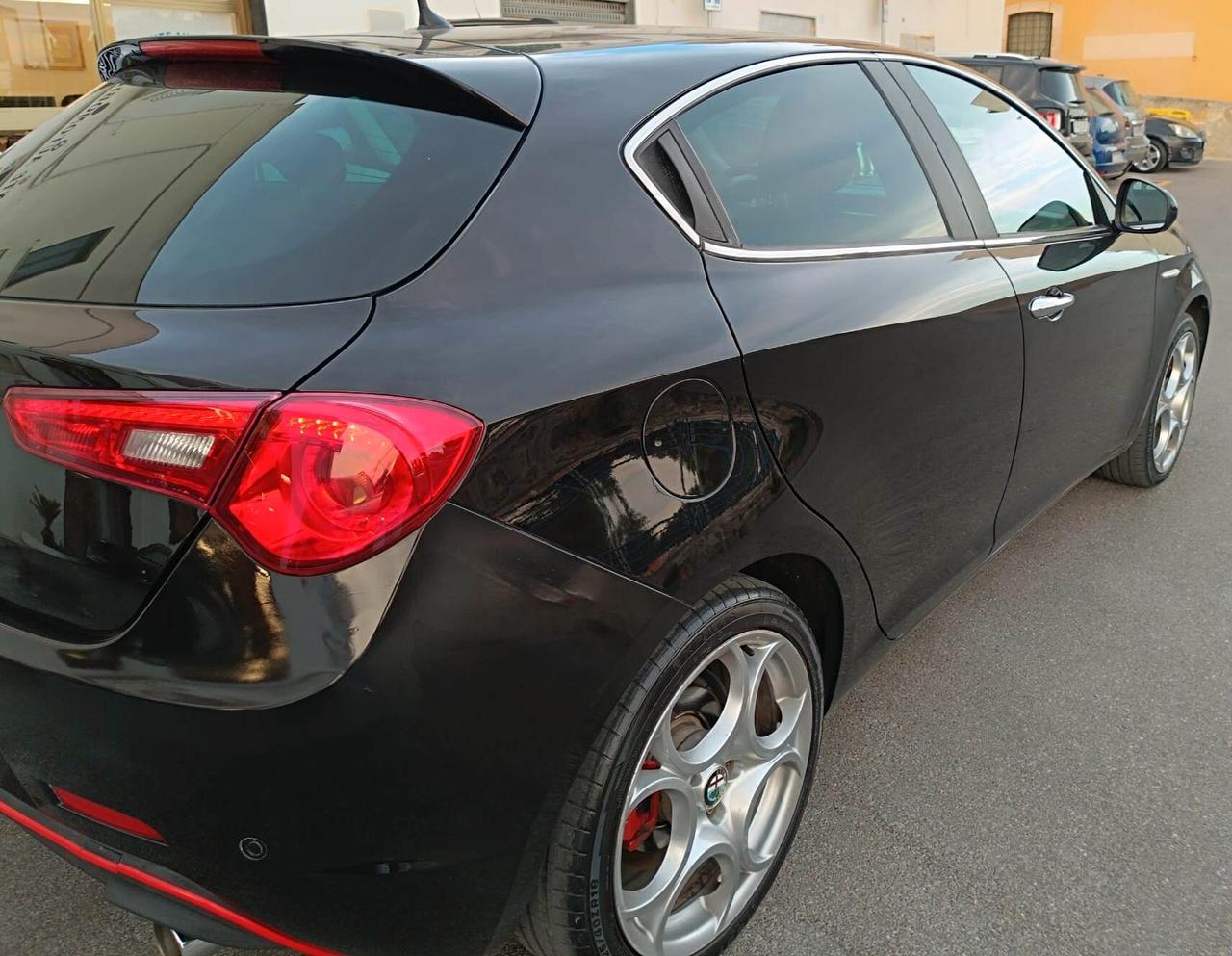 Alfa Romeo Giulietta 2.0 JTDm-2 150 CV Distinctive