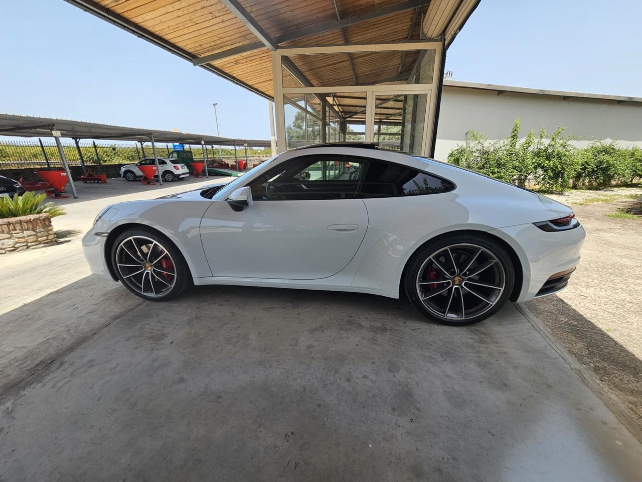 Porsche 992 4S Iva Esposta