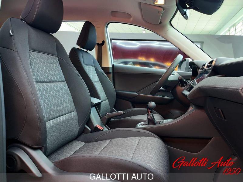 MG ZS 1.5 Standard-SENZA VINCOLI DI FINANZIAMENTO