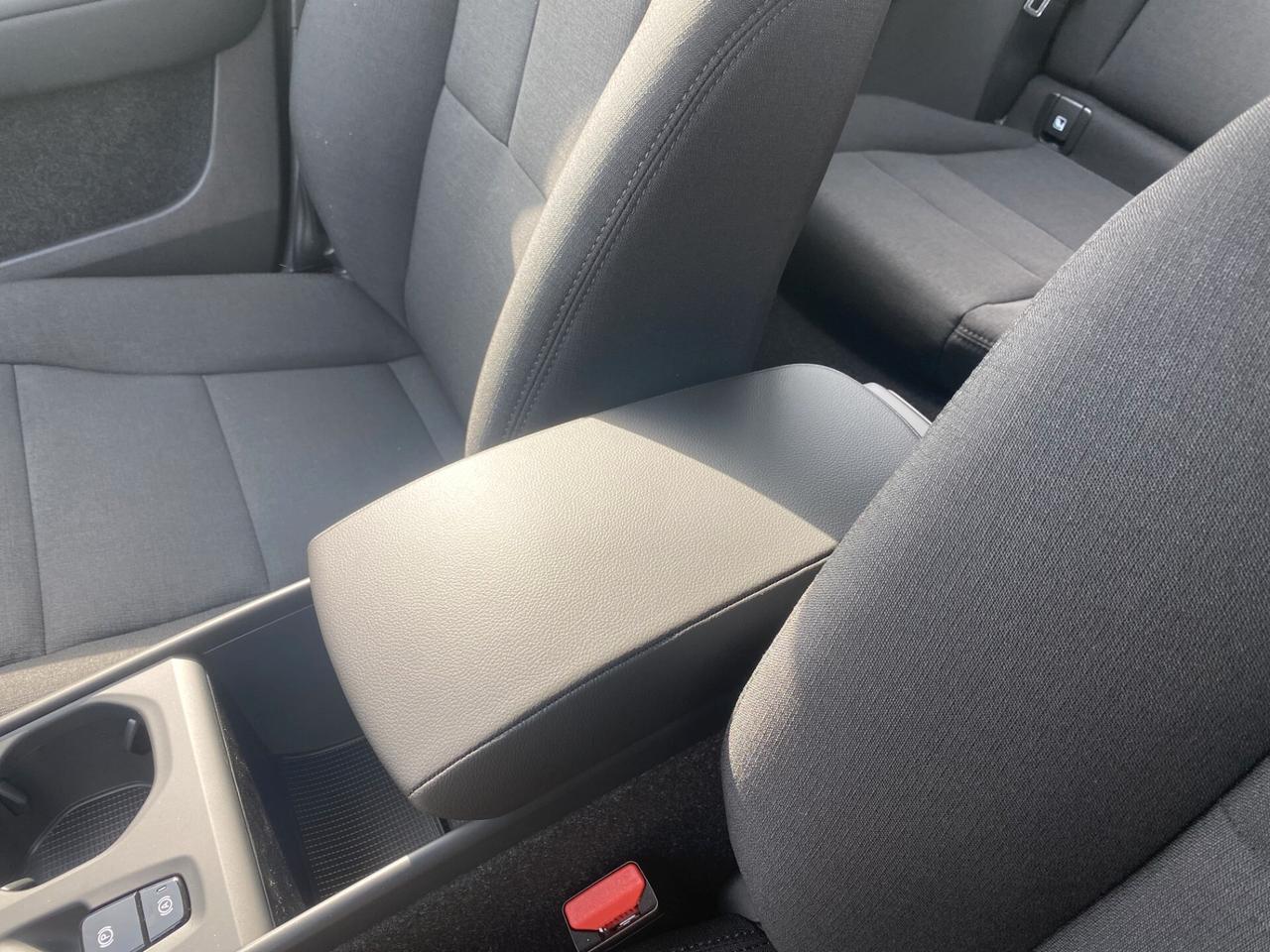 Volvo XC40 B3 (Benzina/Hybrid) Autom. Essential