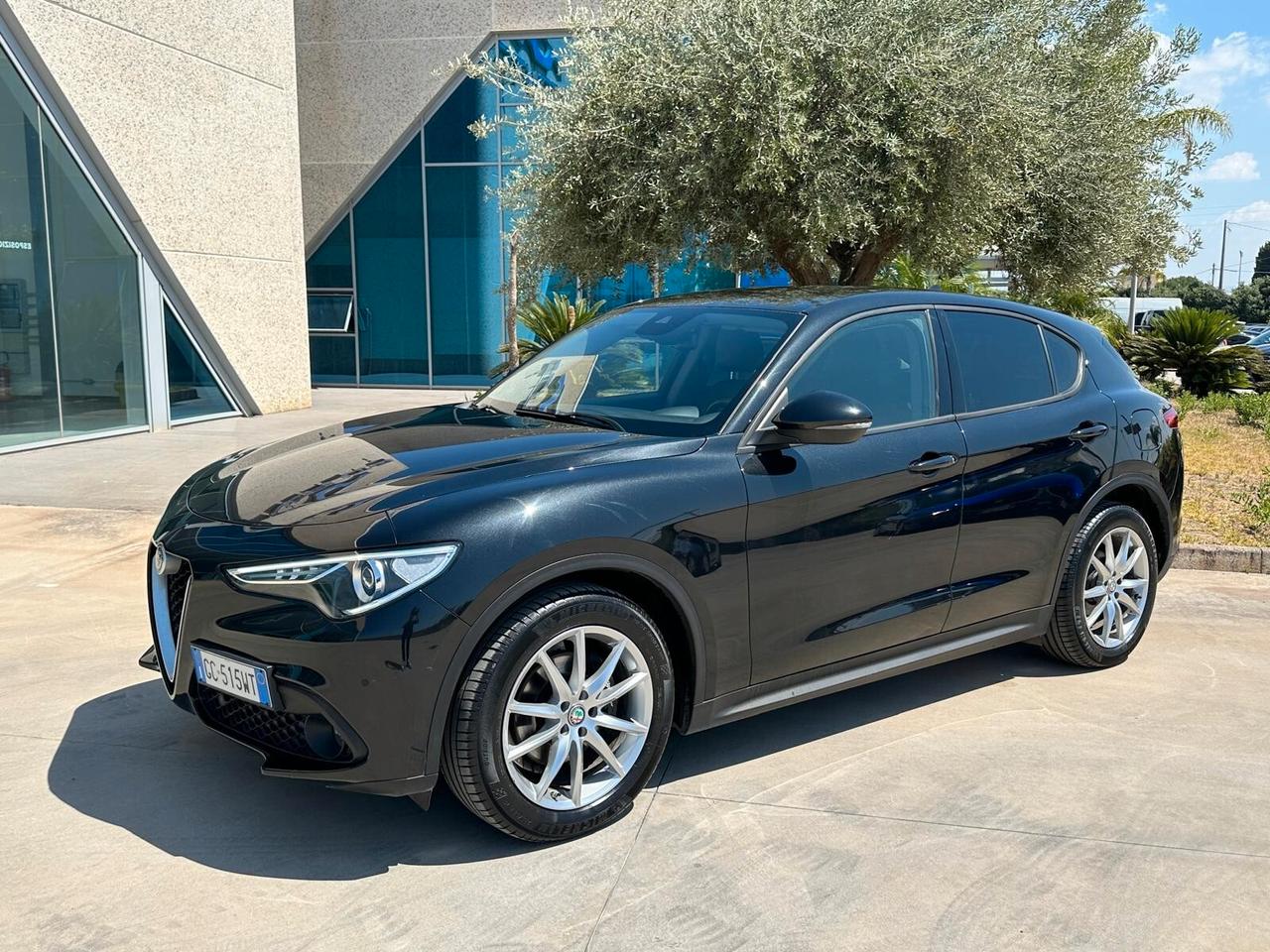 Alfa Romeo Stelvio 2.2 Executive possibilità noleggio no scoring