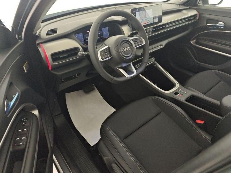 Jeep Avenger 1.2 Turbo 110 CV MHEV Summit + Vernice + Tetto panoramico +Infotainment & Convenience Pack