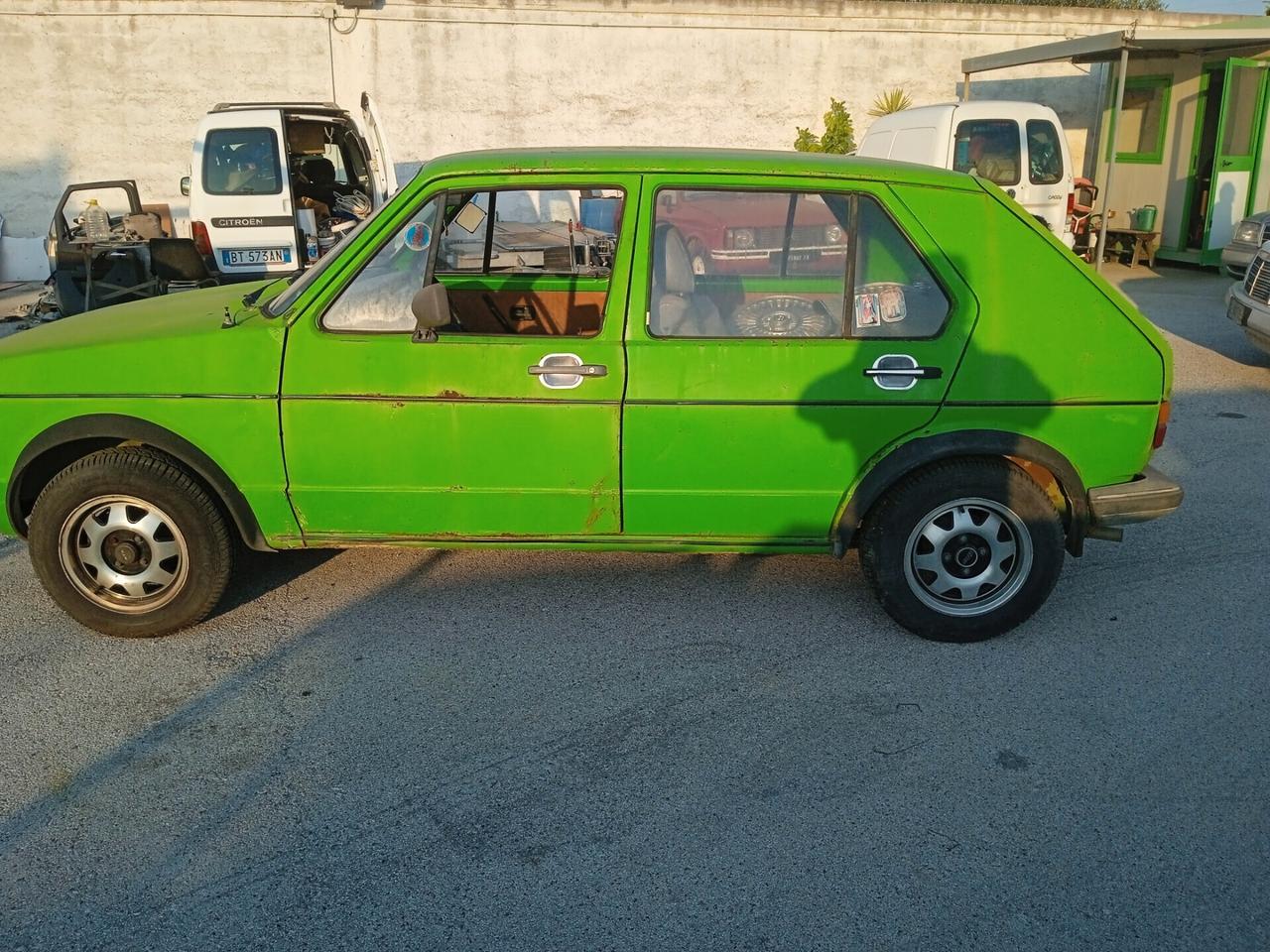 VW golf mk1 5 porte 1.1 1976 3500 euro