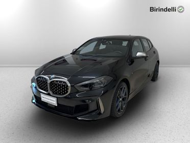 BMW Serie 1 (F40) - M 135i xDrive