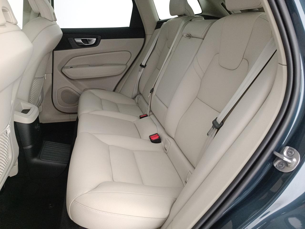 VOLVO XC60 2.0 t6 phev Plus Bright awd auto