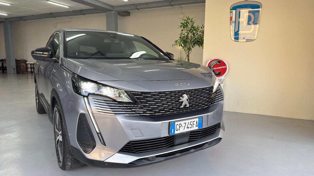Peugeot 3008 Hybrid4 300 e-EAT8 Allure Pack