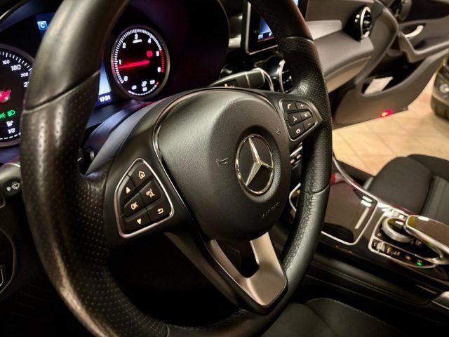 MERCEDES-BENZ GLC 220 d 4Matic Sport PEDANE - SERVICE MERCEDES