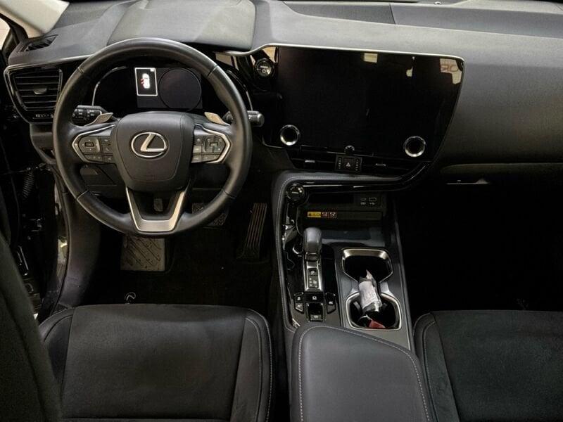 Lexus NX Hybrid Business 4WD