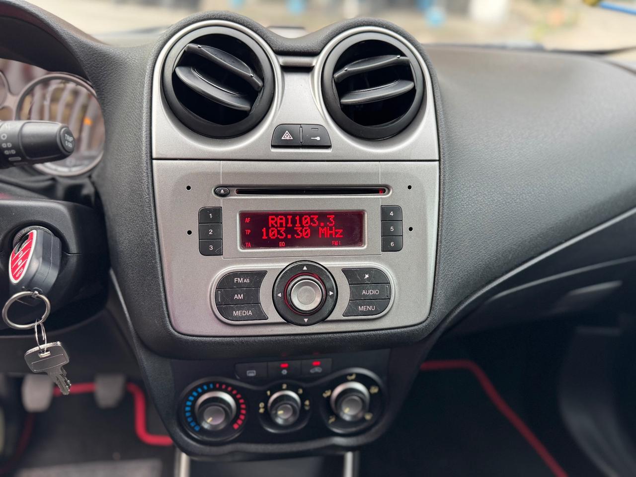 Alfa Romeo MiTo 0.9 T 85 CV Distinctive Sport Pack