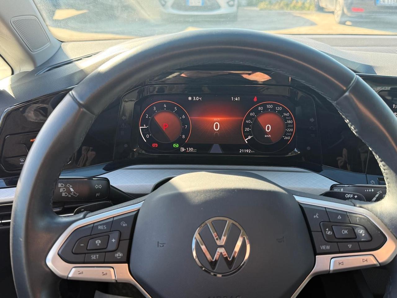 VW GOLF 8 1.0 HY DSG LIFE - KM 20.000 - AZIENDALE