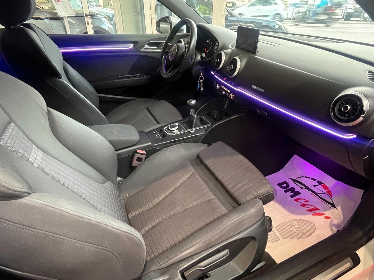 AUDI A3 CABRIO 1.6 TDI 116 CV SPORT NAVI CERCHI DA 18 CAMBIO 6 SPEED KM CERTIFICATI LUCI AMBIENTE OK NEOPATENTATI