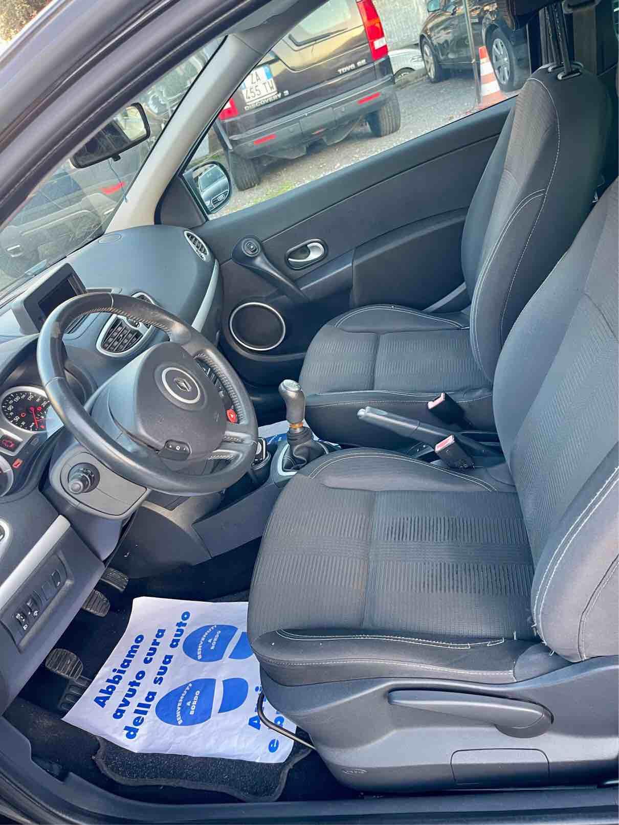 RENAULT CLIO - PER NEOPATENTATI