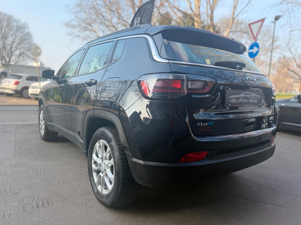 Jeep Compass 1.3 Turbo T4 190 CV PHEV AT6 4xe Longitude