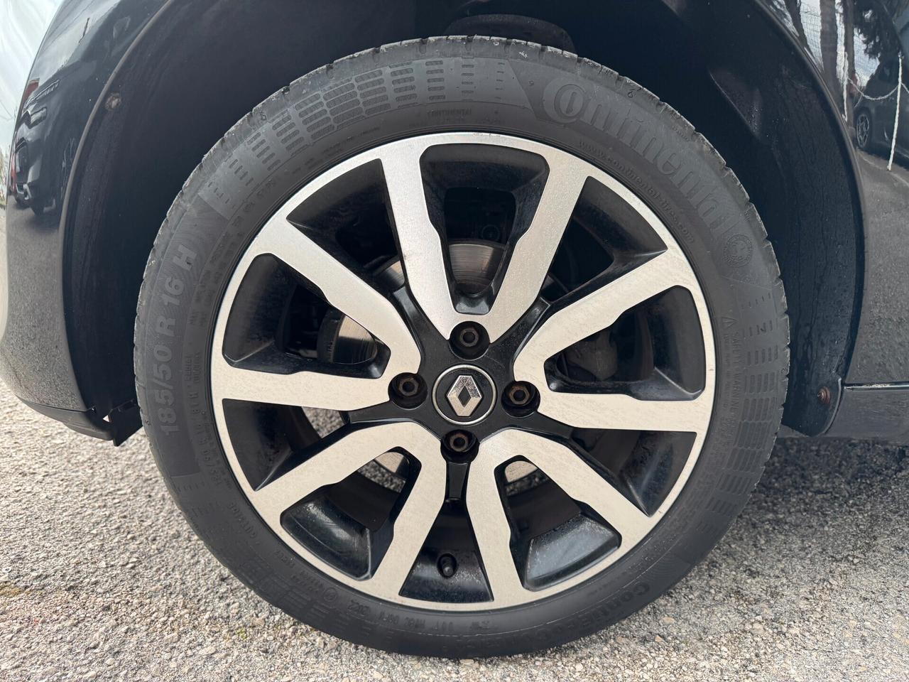 Renault Twingo 1.0 71CV Cosmic 2019
