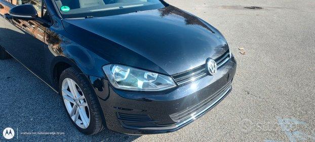 Volkswagen Golf 2.0 TDI 150CV gancio traino