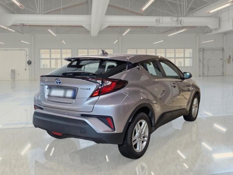 TOYOTA C-HR 1.8H 98CV E-CVT Business