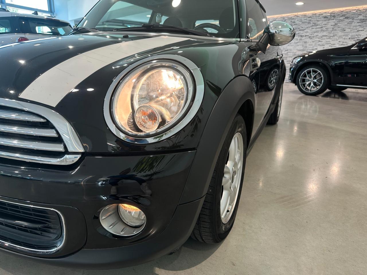 Mini One 1.6 Benz Hatchback Neo Patentati