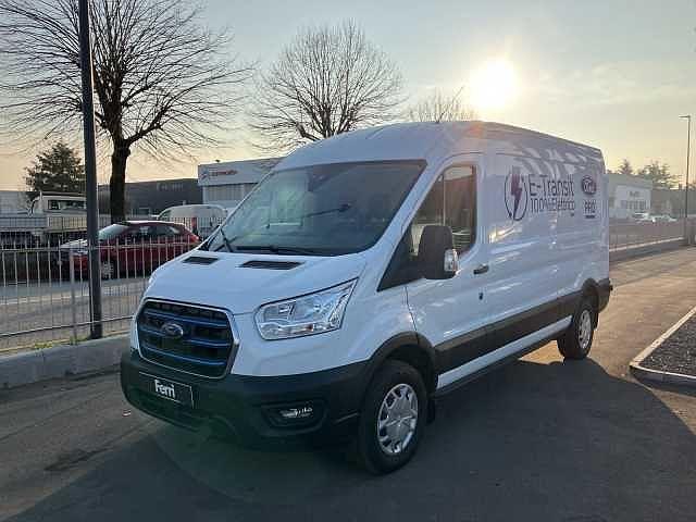 Ford Transit E-transit 350 l3h2 68kwh 184cv trend