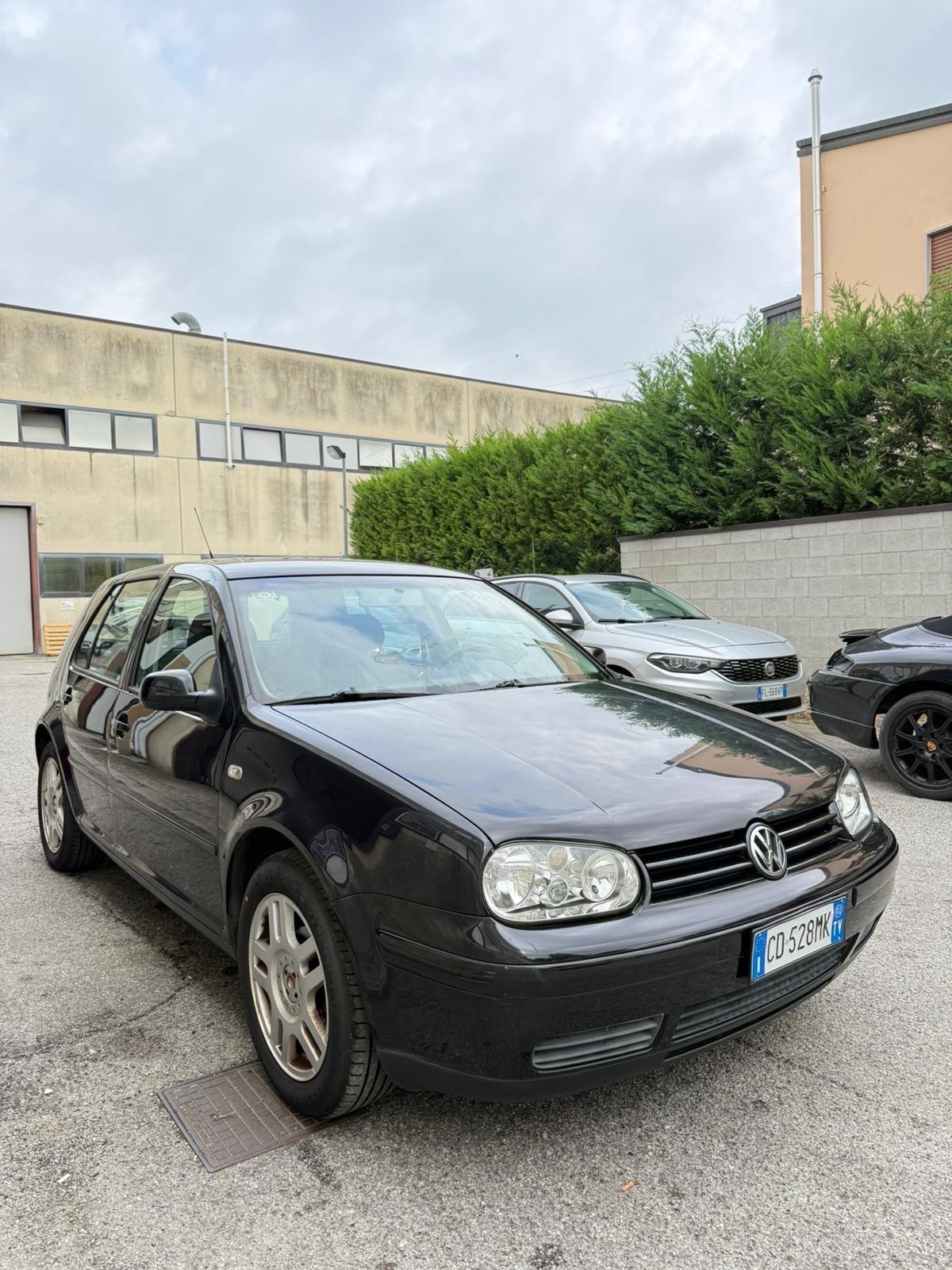 Volkswagen Golf 1.6 16V cat 5 porte Comfortline