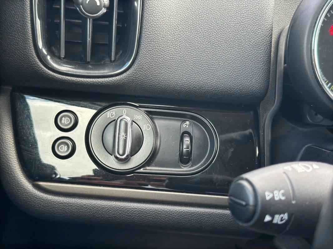 Mini Countryman 1.5 Cooper SE Hype all4 AUTOMATICA e NAVIGATORE