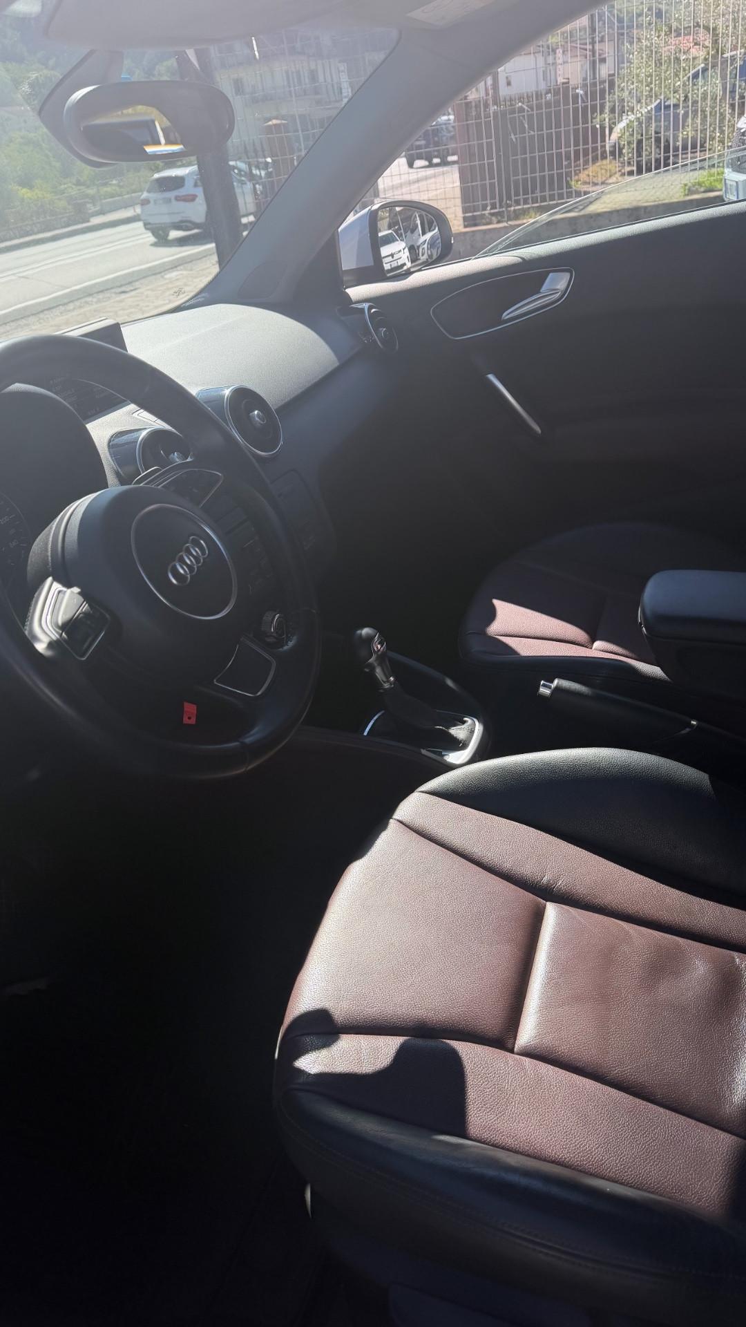 Audi A1 1.6 TDI S tronic Ambition