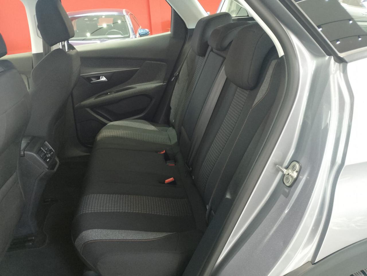 Peugeot 3008 BlueHDi 130 S&S Business