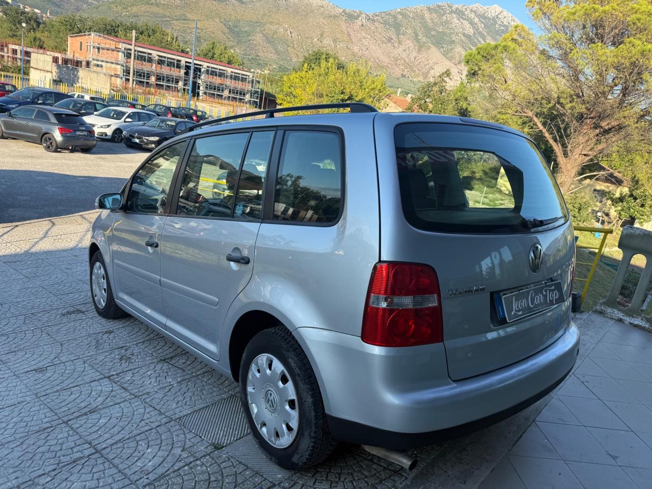 Volkswagen Touran 2.0 Highline Ecofuel garantita 12 mesi