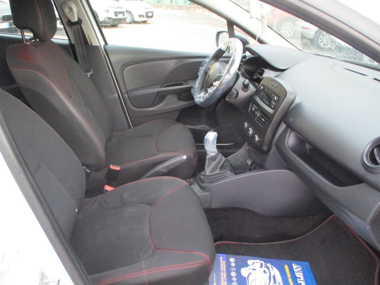 Renault Clio 1.2 BENZINA/GPL IMPIANTO DI SERIE 5 PORTE LIVE