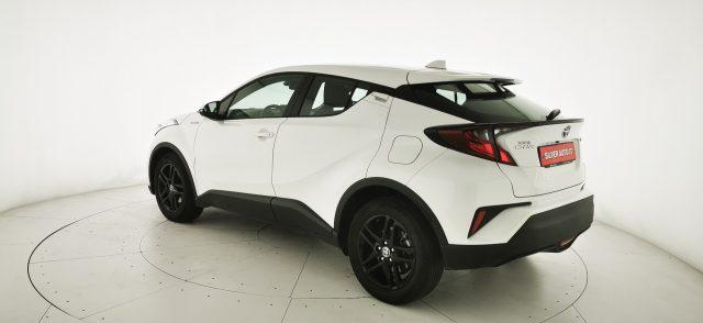 TOYOTA C-HR 1.8 Hybrid E-CVT Business