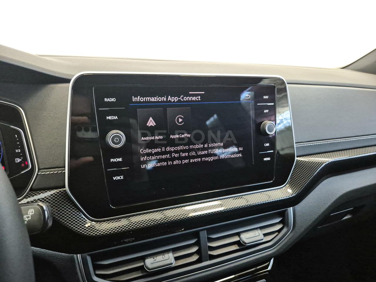 Volkswagen T-Cross 1.0 tsi r-line 115cv