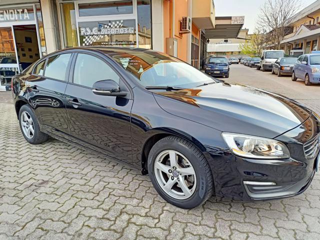 VOLVO S60 D2 Powershift Kinetic