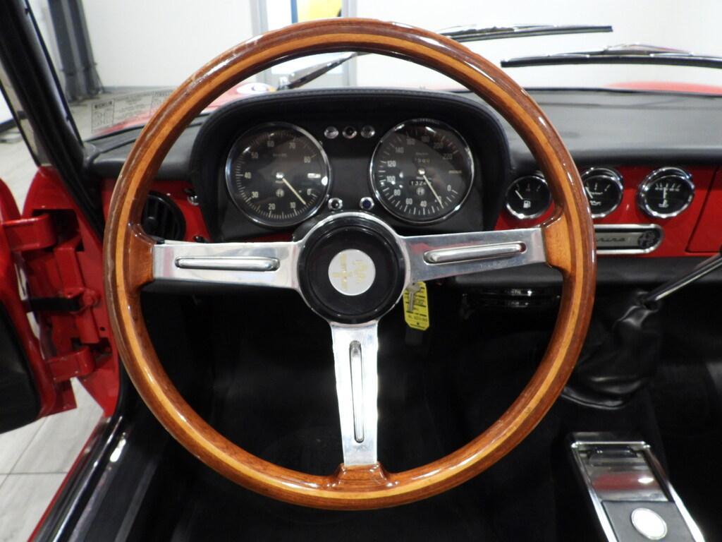 Alfa Romeo Spider 1750 SPIDER VELOCE OSSO DI SEPPIA 105.57