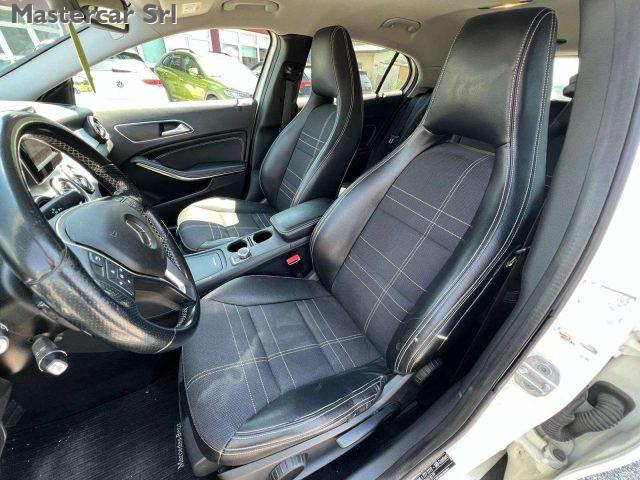 MERCEDES-BENZ GLA 220 GLA-X156 2014 d (cdi) Sport 4matic 170cv auto - EV