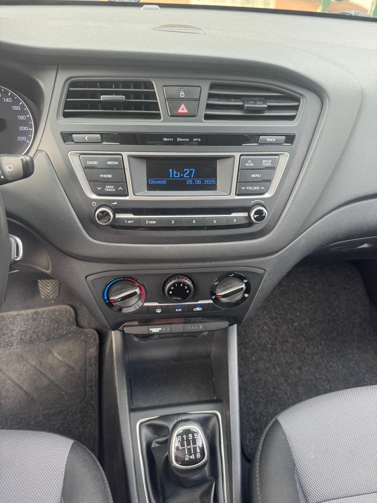 Hyundai i20 1.1 CRDi 12V 5 porte Style neopatentati